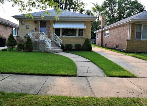 4909 Normandy Ave, Chicago, IL 60656-4001