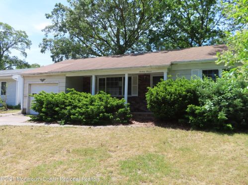 1311 Charles St, Point Pleasant Beach, NJ 08742-4035