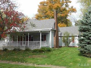 805 3rd St, Delavan, IL 61734-9662