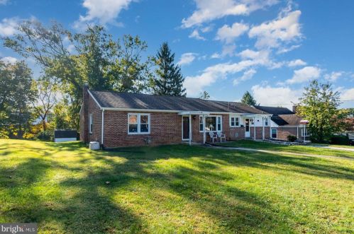 404 Beaumont Rd, York, PA 17403-4724