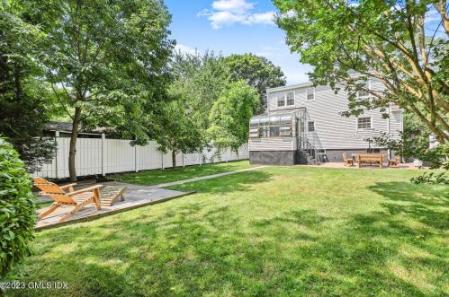 5 River St, Greenwich CT  06831-5028 exterior
