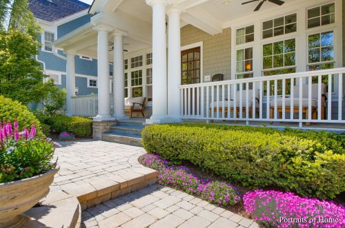 1049 Summit Hills Ln, Naperville, IL 60563-2240