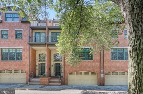 2518 Delancey St, Philadelphia, PA 19103-6409