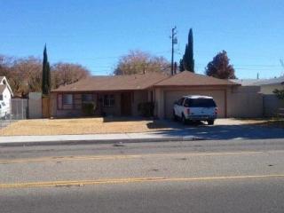 45402 15th St, Lancaster, CA 93534-1302
