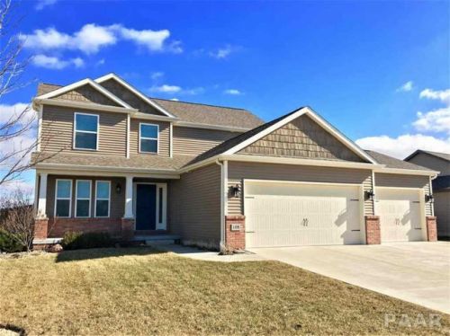 108 Rhode Island Ave, Mayfair, IL 61550-8935