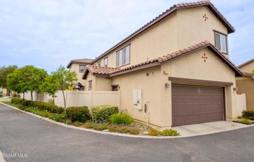 511 Nile River Dr, Oxnard, CA 93036-5352