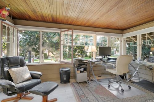 4465 5th St, Riverside CA  92507-4110 exterior