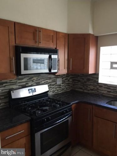 2029 Dickinson St, Philadelphia PA  19146-4515 exterior