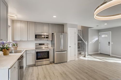 1661 Walden Ct, Denver CO 80016-1189 exterior