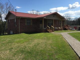 5142 Highway 136, Chickamauga, GA 30707-4155