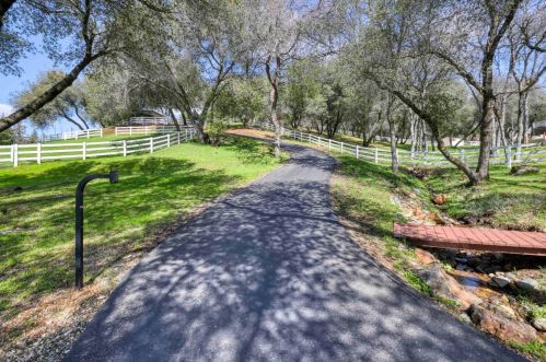 4881 Woodsman Loop, Swansboro Country, CA 95667-8700
