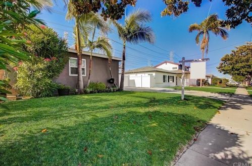 2101 177th St, Torrance, CA 90504-4307