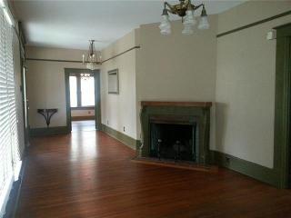 211 Windomere Ave, Dallas TX  75208-5333 exterior