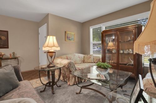 1700 Kenneth Dr, Turlock CA 95380-3421 exterior