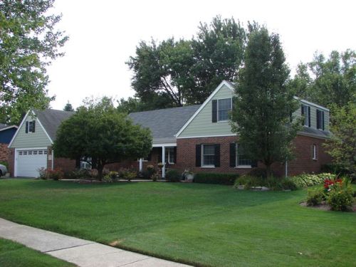 764 Spruce Rd, Frankfort, IL 60423-1040