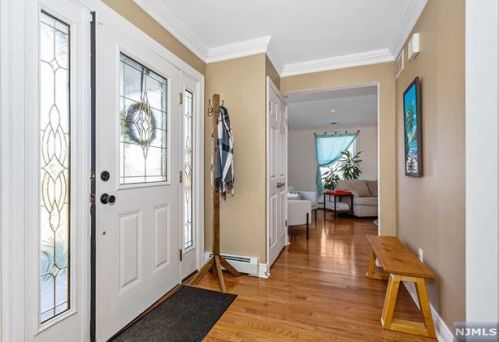 97 Roosevelt Ave, Paterson NJ  07506-0015 exterior