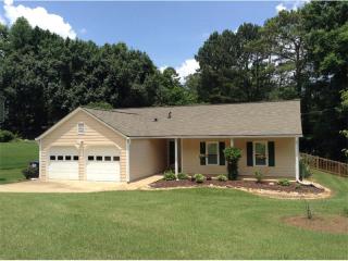 177 Colemans Bluff Dr, Holly Springs, GA 30188-5362