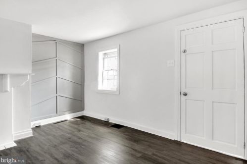 136 East St, Carlisle PA  17013-2515 exterior