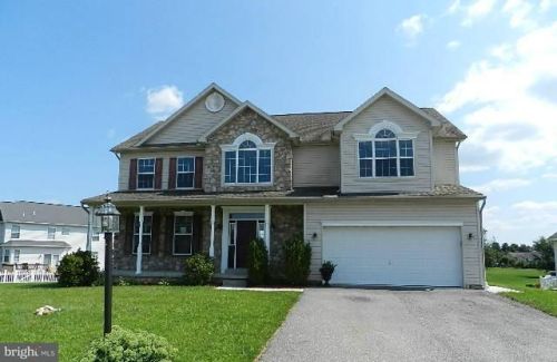 3460 Chablis Way, York, PA 17404-8620