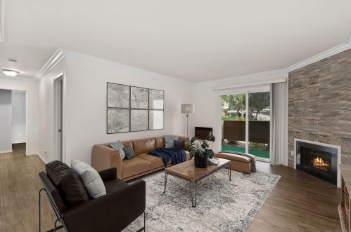 214 Woodland Pkwy, San Marcos, CA 92069-6429