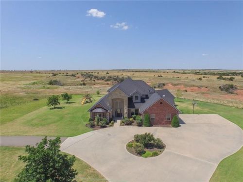 4136 County Street 2460, Hydro, OK 73048-5505