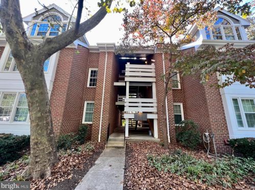 11114 Beaver Trail Ct, Herndon, VA 20191-4317