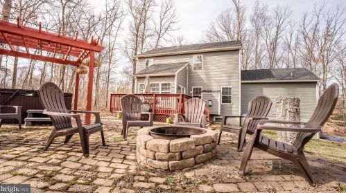 316 Bunny Ln, Harpers Ferry WV  25425-7104 exterior