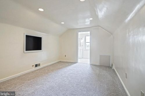 130 Baugher Dr, Hanover PA 17331-4003 exterior