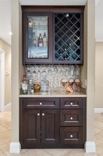 10 Cherry, Irvine CA  92612-2313 exterior