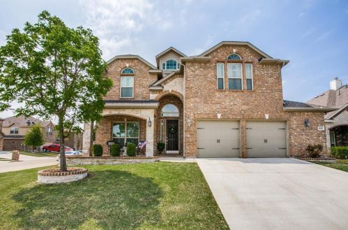 1428 Soaptree Ln, Fort Worth, TX 76177-7227