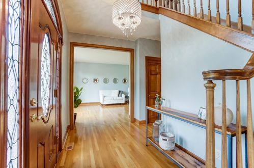 5747 Chapel Heights Ln, Cincinnati, OH 45247-5605