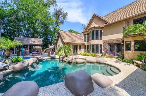151 Peralta Hills Dr, Anaheim, CA 92807-3424