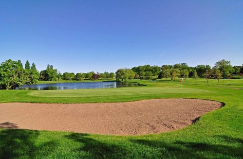 879 Hoyt Ave, Saint Paul MN  55106-1042 exterior