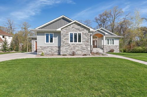131 85th St, Rice, MN 56367-4403
