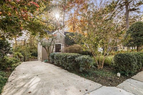 2354 Hurst Dr, Atlanta GA  30305-4233 exterior