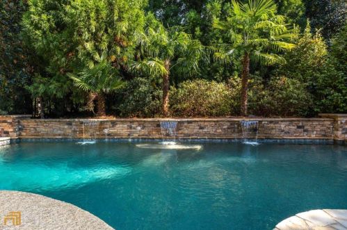 4711 Dudley Ln, Atlanta GA  30327-3330 exterior