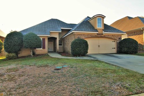 107 Huntington Way, Lithonia, GA 31028-8514