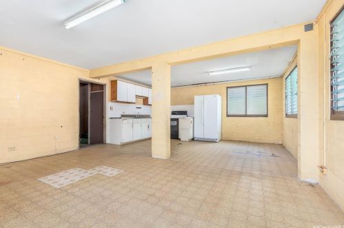 2015 Kealoha St, Honolulu HI  96819-4130 exterior