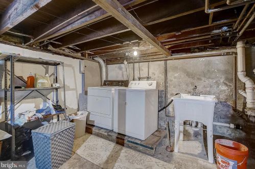 322 Ellis Ave, Trenton NJ  08638-3948 exterior