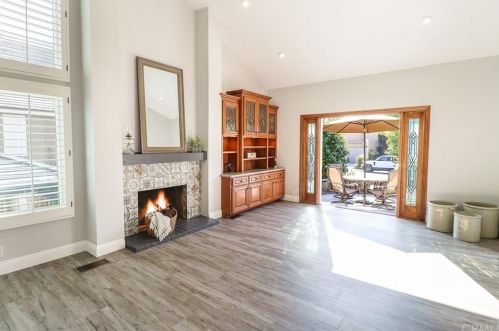 25112 Carolwood, El Toro, CA 92630-3203