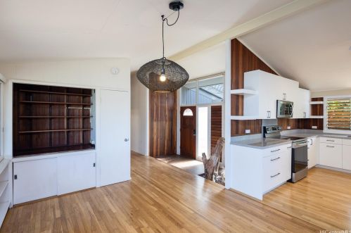 1632 Halekoa Pl, Honolulu HI 96821-1128 exterior