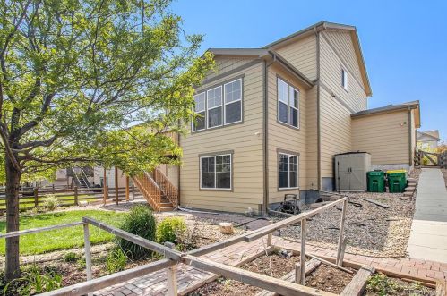 21531 Un Dr, Denver CO 80015-6600 exterior