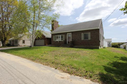 24 Edward Ave, Lewiston, ME 04240-5744