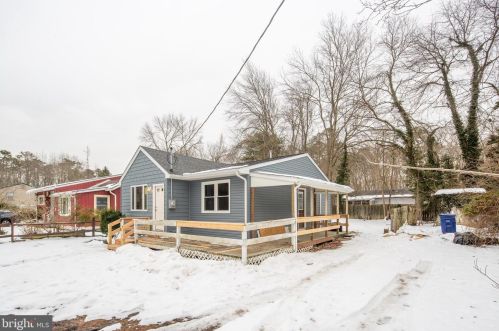 132 Arch St, Browns Mills, NJ 08015-3918