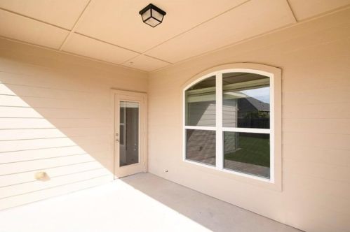 19617 James Mnr St, Webberville TX 78653 exterior