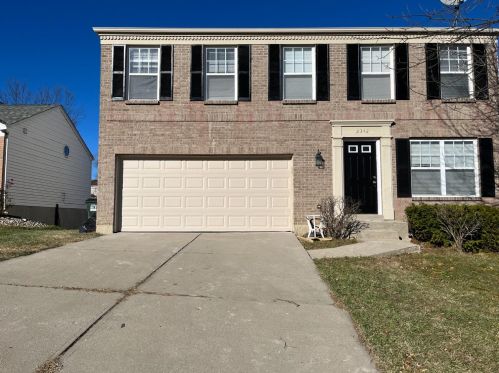 2342 Garrison Dr, Cincinnati, OH 45231-2268