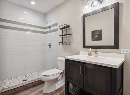 267 Middaugh Rd, Willowbrook IL  60514-1067 exterior