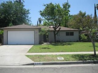 2301 Norwich Ave, Fresno, CA 93705-1233