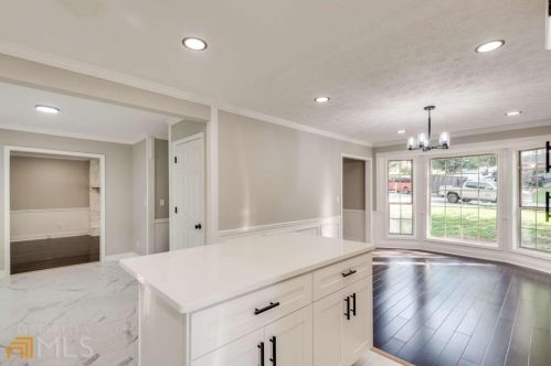 5068 Cold Springs Dr, Lilburn GA  30047-3776 exterior