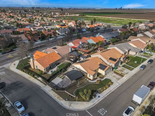 661 Woodbridge Ct, Los Banos, CA 93635-9208